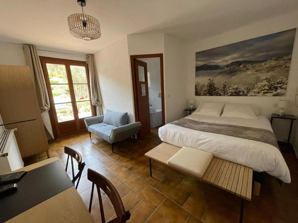 Auberge Du Point Sublime Rougon Eksteriør billede