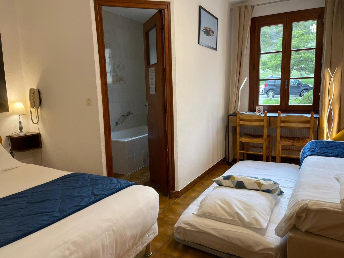 Auberge Du Point Sublime Rougon Eksteriør billede